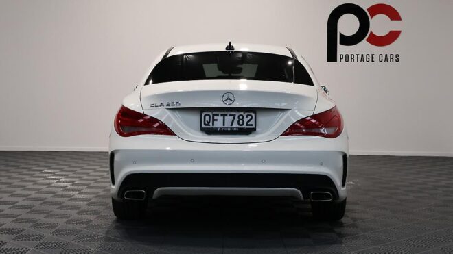 2015 Mercedes-benz Cla 250 AMG Line, Half Leather, Low KMS image 303686