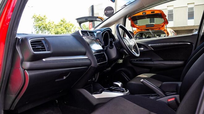 2014 Honda Fit Hybrid F Package image 318801