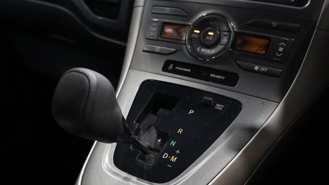 2007 Toyota Auris Push Start, NZ Radio, Reverse Camera image 308165