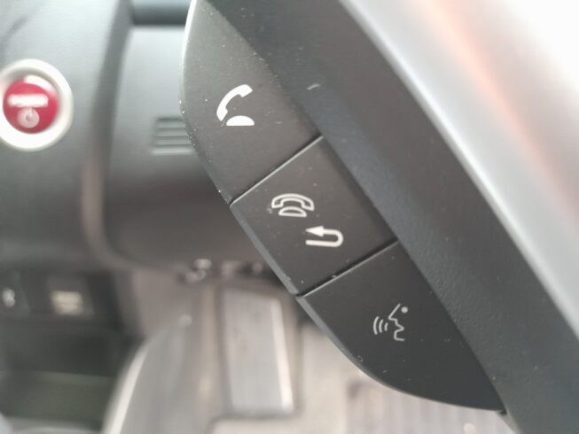 2014 Honda Fit Hybrid F Package image 303740