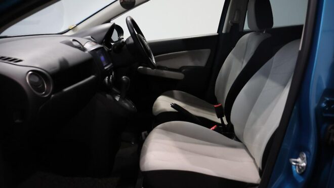 2013 Mazda Demio 13S NZ Radio, Reverse Camera image 303546