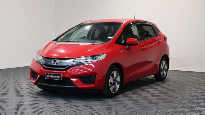 2014 Honda Fit Hybrid Leather-PKG image 306000