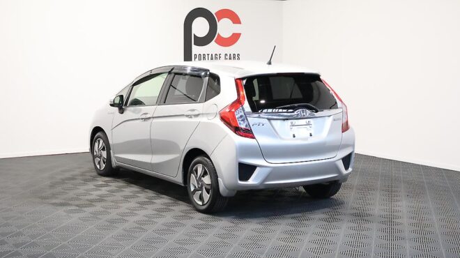 2015 Honda Fit Hybrid F Package image 317900