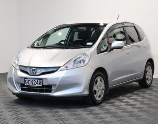 2011 Honda Fit Hybrid, Apple Car Play Radio, Reverse Camera image 308890