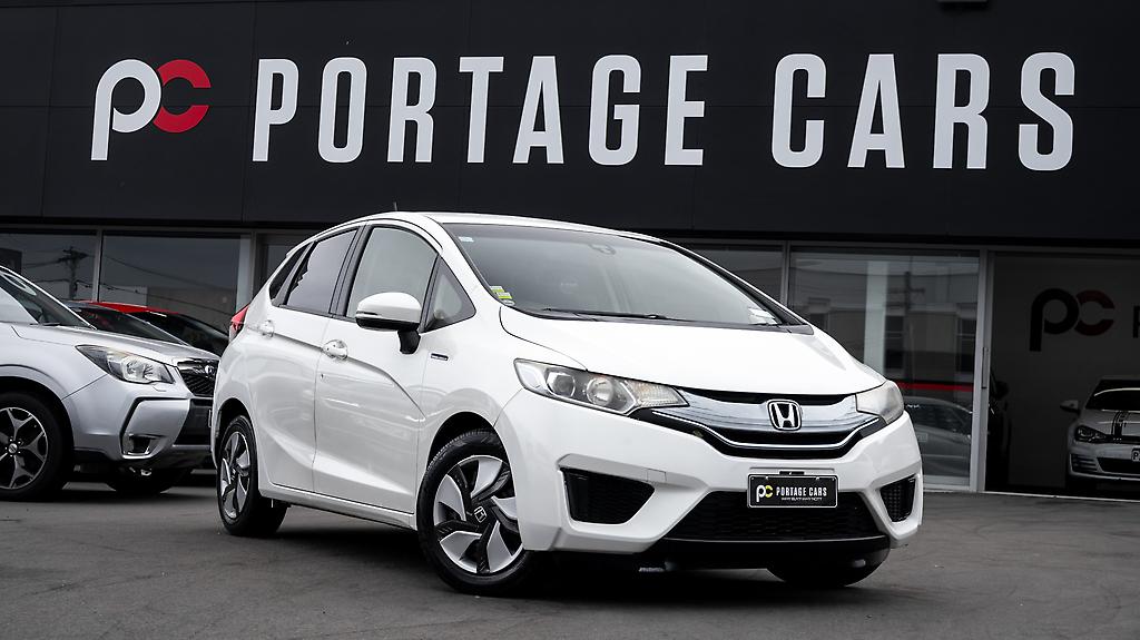 2014 Honda Fit Hybrid L-Package image 304108