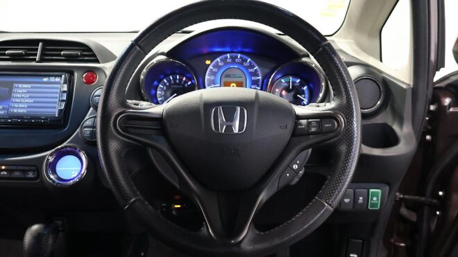 2013 Honda Fit Hybrid, Half Leather, Heated Seats, High Spec image 307233