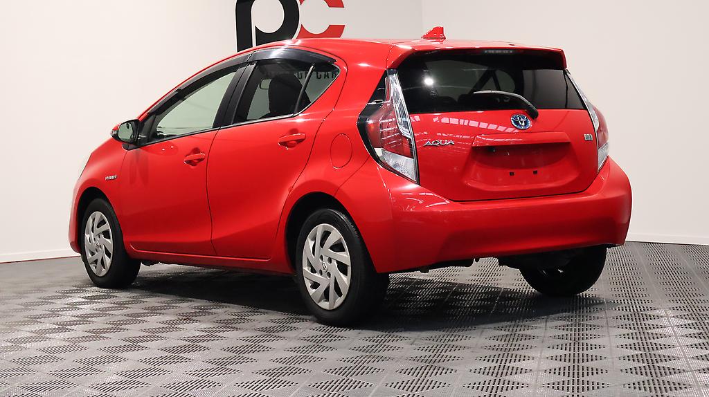 2015 Toyota Aqua  Model, Push Button Start, Reverse Camera image 305749