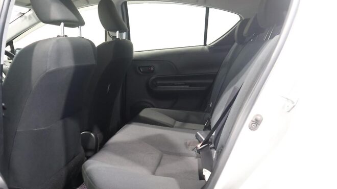 2017 Toyota Aqua S Model, Push Start, Low KMS, Lane Assist, Reverse Camera image 304216