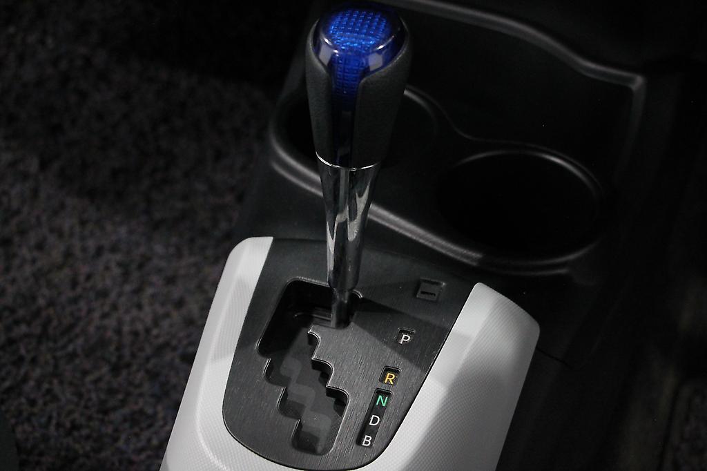 2012 Toyota Aqua S Smart Entry Pkg, Push Start, Reverse Camera, Heated Seats image 308034