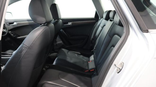 2013 Audi A4 2.0TFSI SE-Package, Full Leather, Heated Seats image 304736