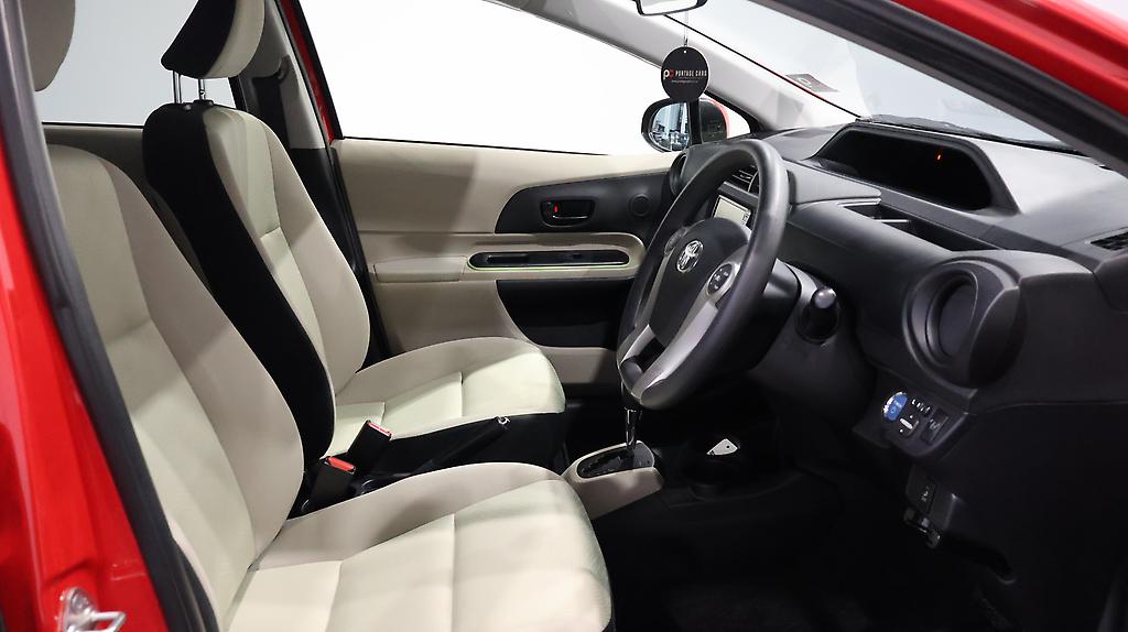 2012 Toyota Aqua Push Button Start image 305108