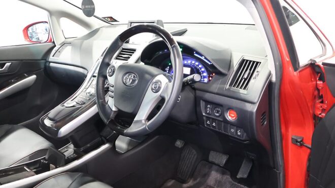 2015 Toyota Sai G Model, Cruise Control, TRD Wheels – Modelista Bodykit image 304320