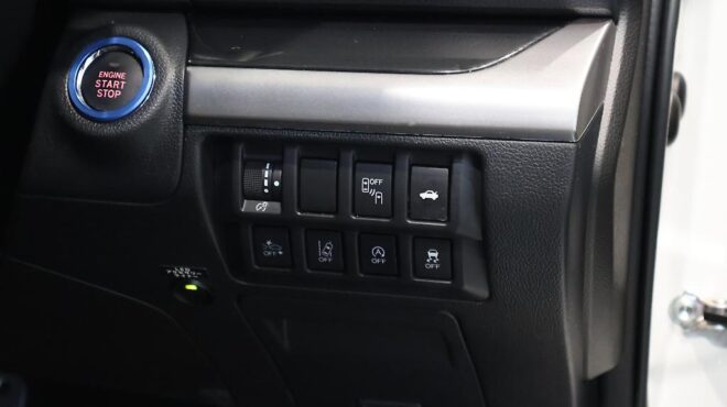 2016 Subaru Legacy B4 2.5 Eyesight AWD image 304668