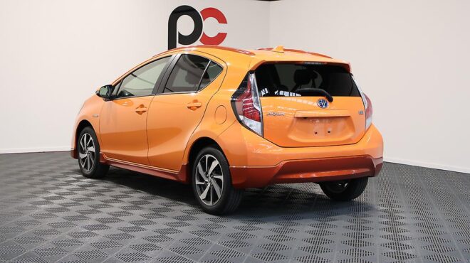 2015 Toyota Aqua X-Urban –  Push Button Start image 304634