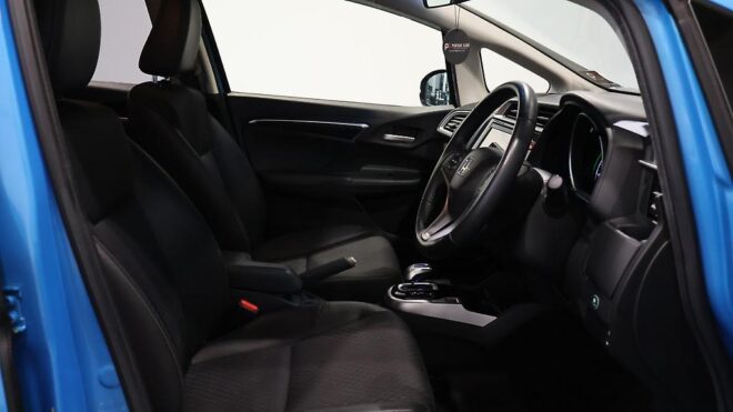 2014 Honda Fit Hybrid L Package image 306448