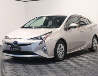 2018 Toyota Prius S SAFETY PLUS image 304222