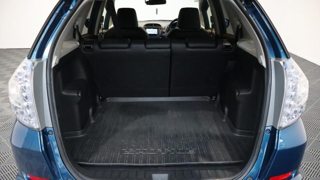 2012 Honda Fit Shuttle Hybrid Smart Selection image 304517