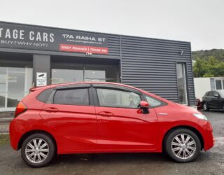 2014 Honda Fit Hybrid F Package image 303726