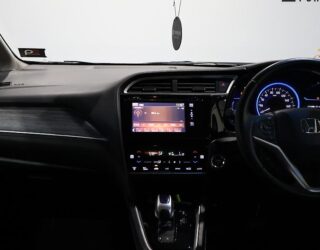 2015 Honda Shuttle Hybrid Z Model image 303756