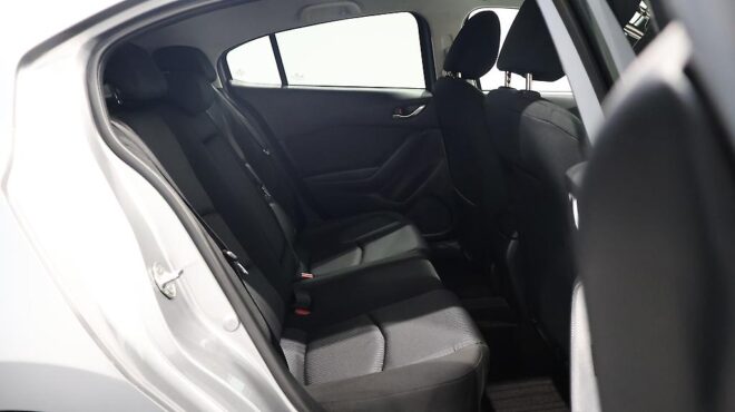 2014 Mazda Axela Sports 20S Touring image 305773