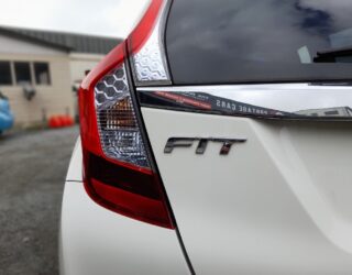 2014 Honda Fit Hybrid L-Package image 304116
