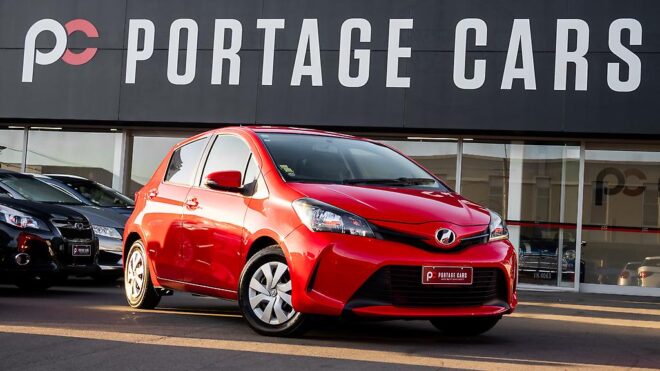 2014 Toyota Vitz F spec, Reverse camera,push button start image 306565