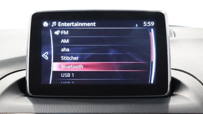 2015 Mazda Axela HYBRID Leather Package image 306475
