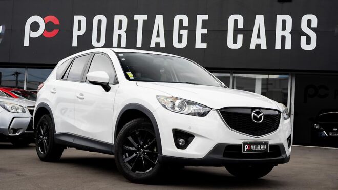 2013 Mazda Cx-5 20S Skyactiv Black wheels , Tints image 316128