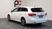 2013 Toyota Avensis Wagon Li image 304945