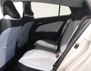 2018 Toyota Prius S SAFETY PLUS image 304236