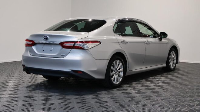 2017 Toyota Camry G Model Hybrid, Reverse Camera, Cruise Control image 303580