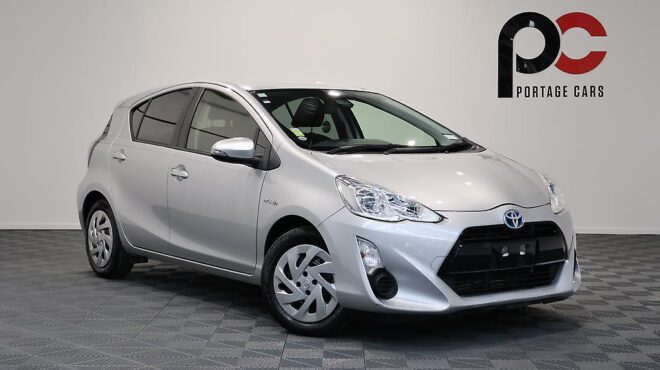 2016 Toyota Aqua S Model, Push Start, Reverse Camera image 304585