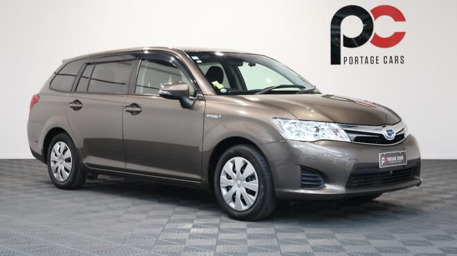 2014 Toyota Corolla Fielder Hybrid G, Push Start, Reverse Camera, Heated Seats image 307876