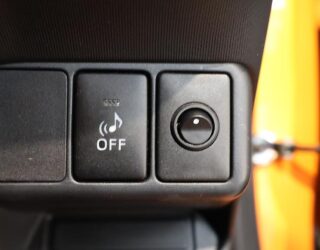 2015 Toyota Aqua X-Urban –  Push Button Start image 304645