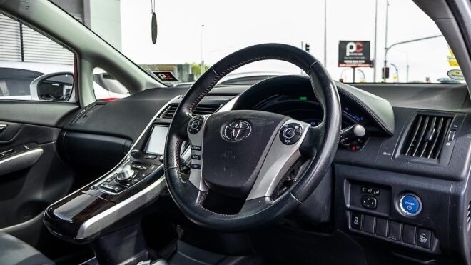 2014 Toyota Sai S C Package,  Hybrid, Cruise control image 306235