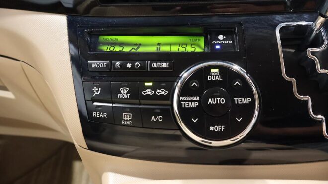 2012 Toyota Estima Hybrid Aeras 4WD Cruise Control image 309484