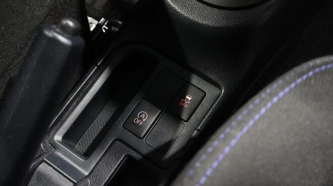 2016 Toyota Vitz 1.3 Push Start, Reverse Camera image 309505