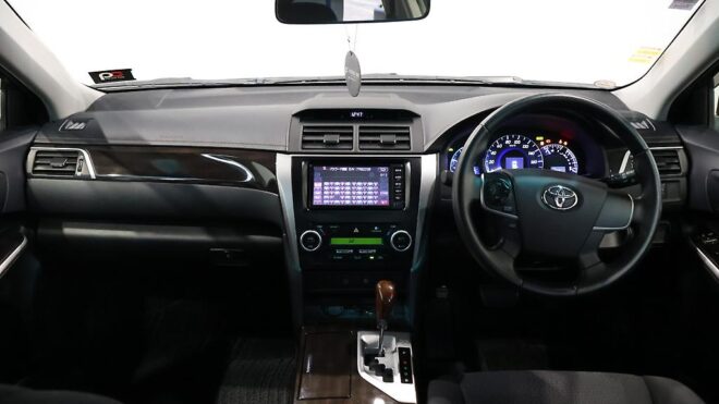 2012 Toyota Camry Hybrid G-Package image 311863
