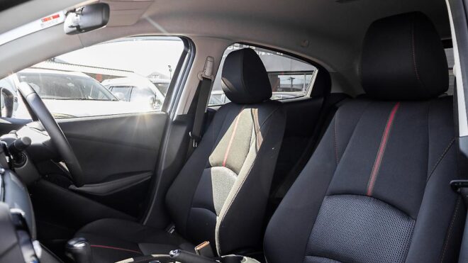 2016 Mazda Demio 13S Touring, Push start, Heated seats image 309650