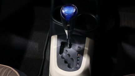 2014 Toyota Aqua Push Button Start image 319122