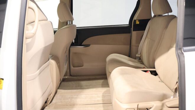 2012 Toyota Estima Hybrid Aeras 4WD Cruise Control image 309475