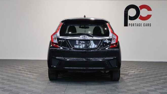 2013 Honda Fit Hybrid F-Package image 310629