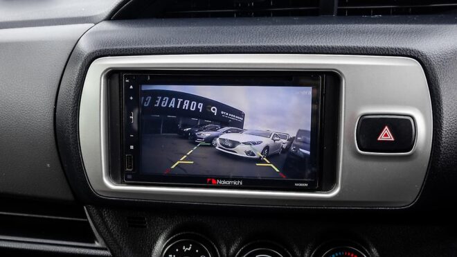 2015 Toyota Vitz F spec, Reverse camera, Push Start image 313098