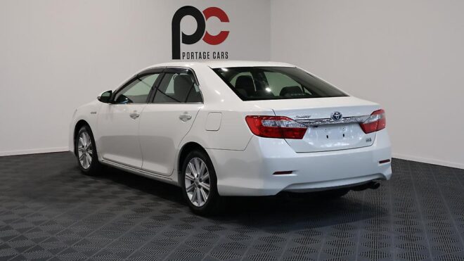 2012 Toyota Camry Hybrid G-Package image 311856