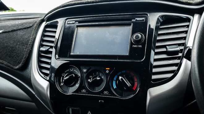 2017 Mitsubishi Triton D/CAB GLXR 2.4D/6MT 2WD NZ NEW image 311931