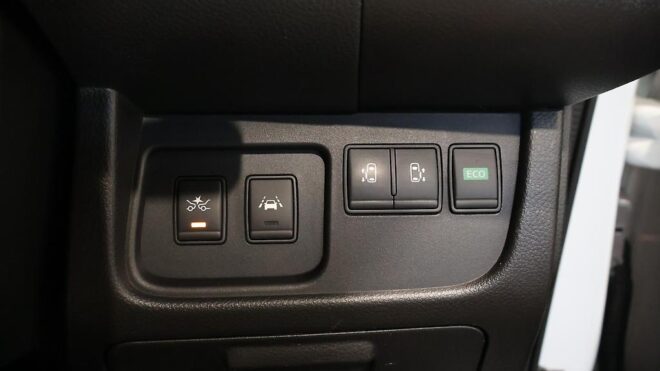 2014 Nissan Serena Highwaystar-Ｓ-Hybrid Advanced Safety-Package image 311393