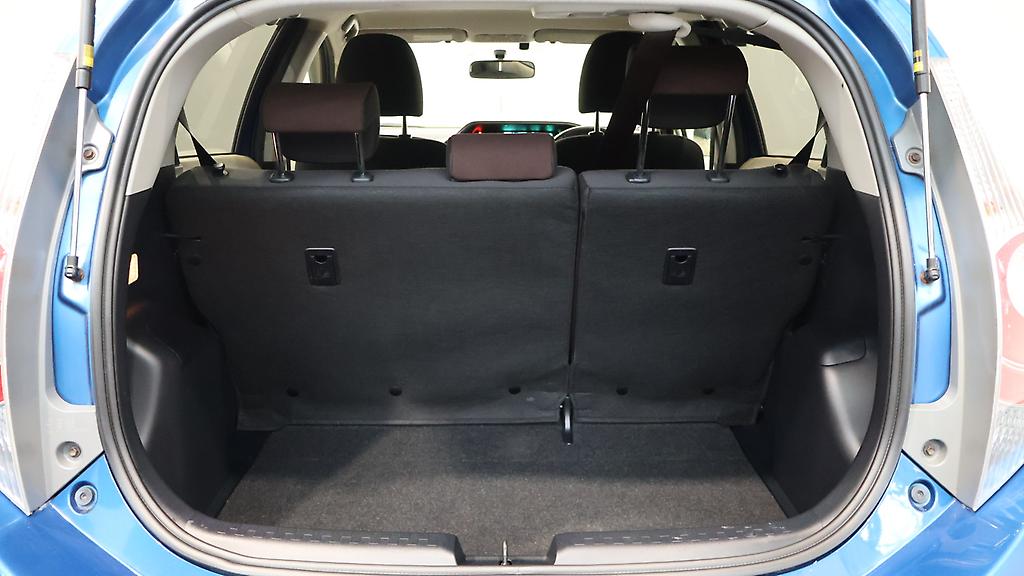 2012 Toyota Aqua G Model, Push Start Low Kms image 311588