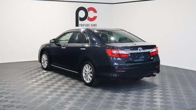 2013 Toyota Camry Hybrid G Package, Cruise Control image 309715