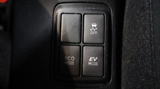 2014 Toyota Aqua Push Button Start image 312689