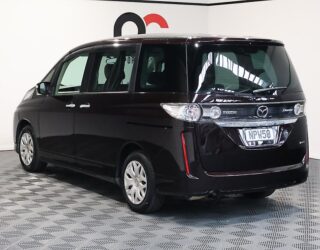 2012 Mazda Biante 20C 8 Seater! image 311485